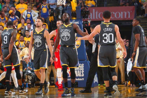 CBA杯半场：韦瑟斯庞17分，青岛66-41领先天津