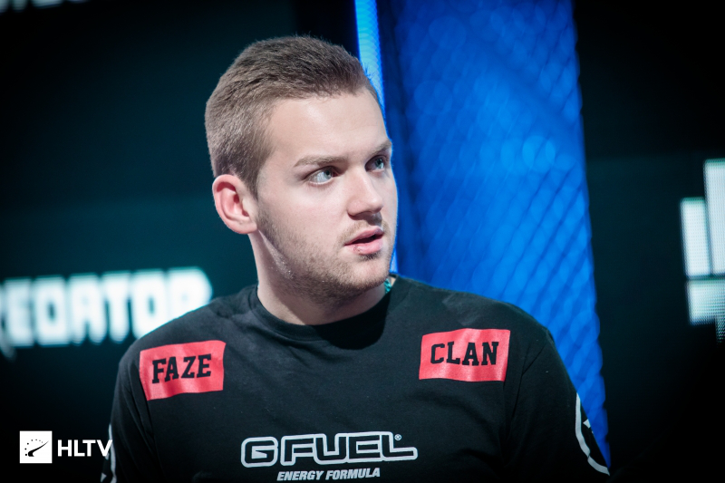 Spirit 击败 NAVI 晋级 IEM Cologne 2025 决赛