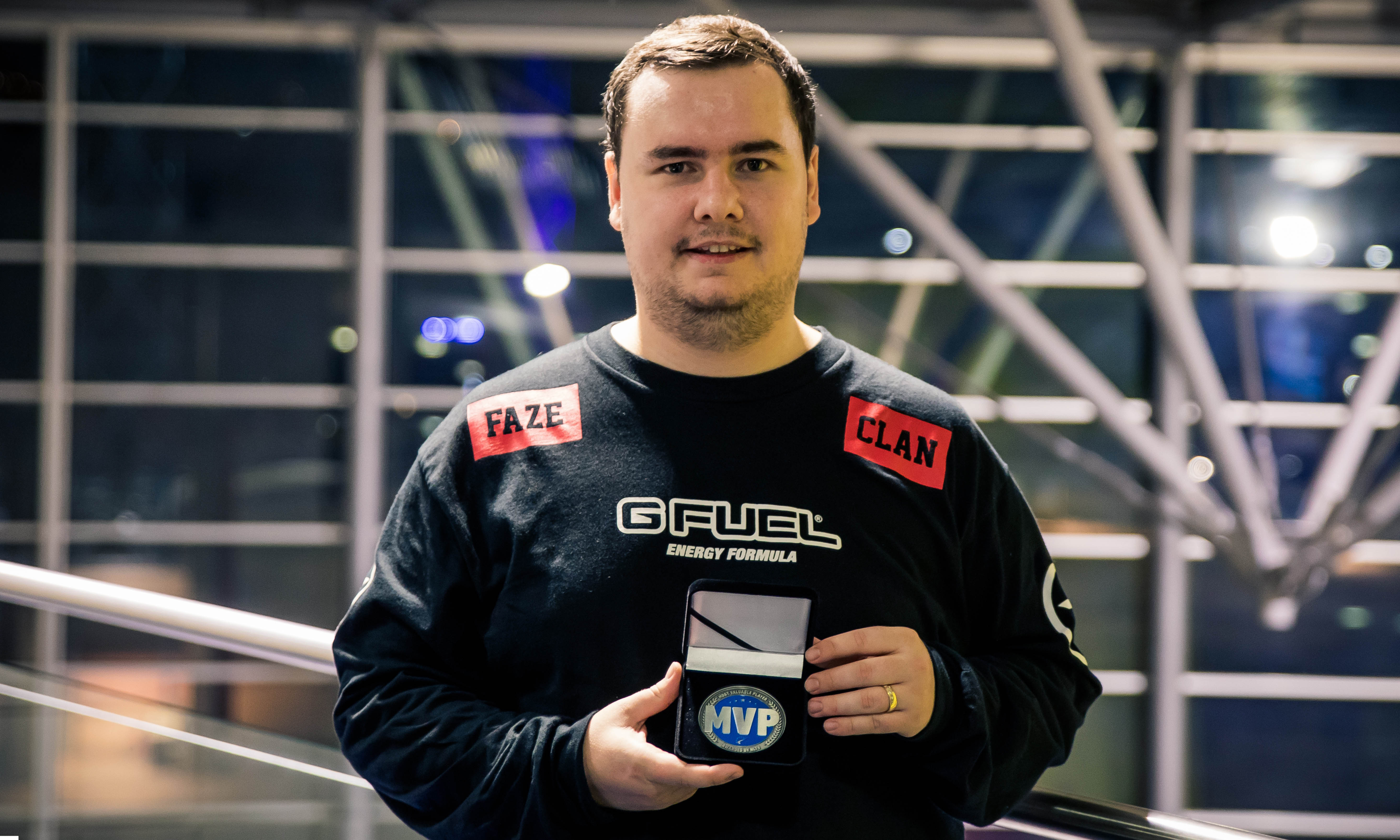 有惊无险！LNG成为2024LPL夏季赛第六支晋级登峰组的战队